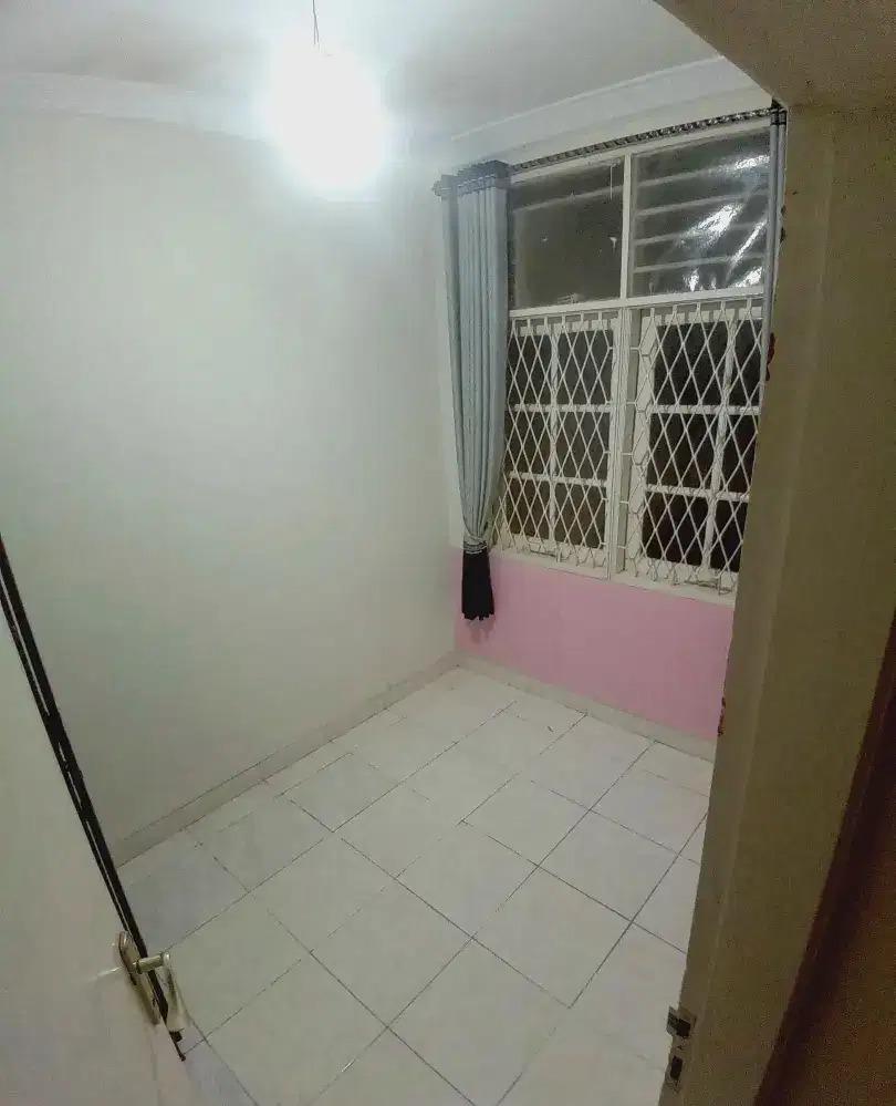 Rumah Disewakan di Cluster Meadow Green Lippo Cikarang